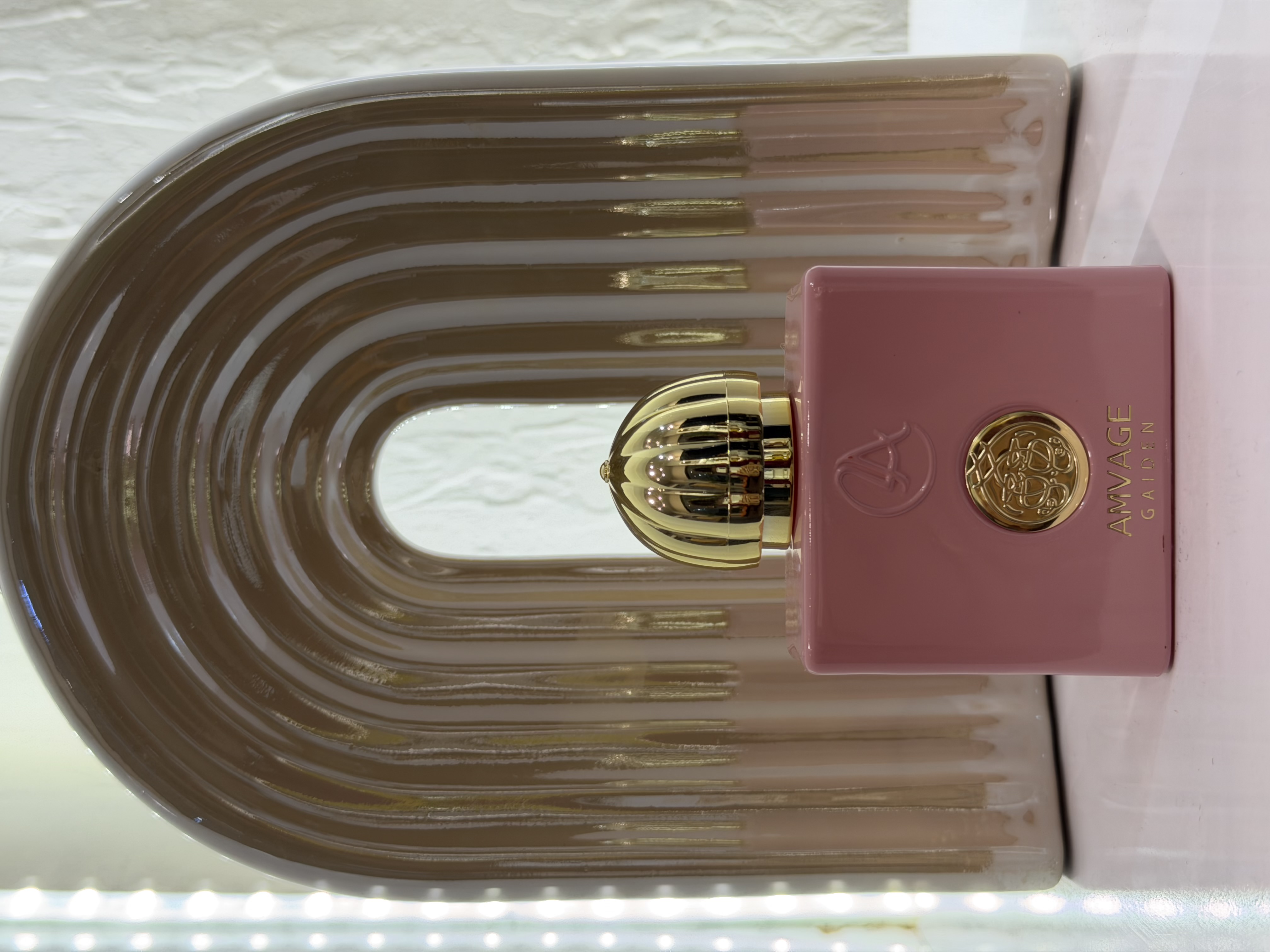 عطر آمواج گایدنس ۵۰ میل لاکچری اکوا